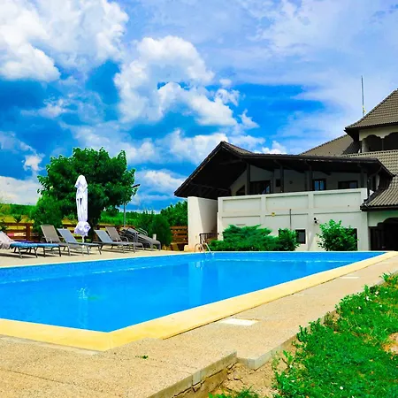 Vinalia - Conacul Din Ceptura Guest house